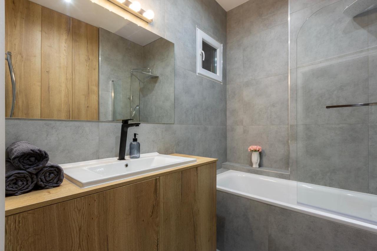 Glamorous Modern Apartment In The Hearth Of بودابست المظهر الخارجي الصورة